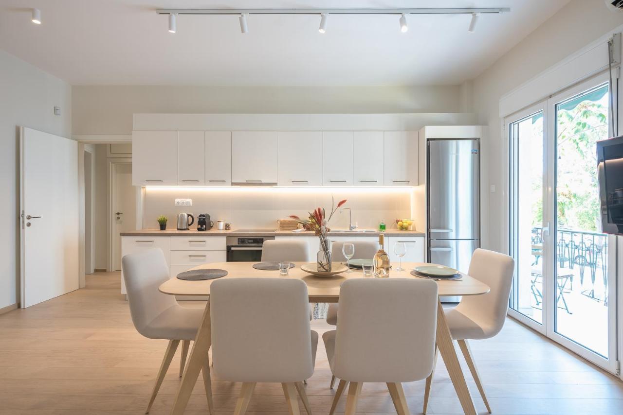 Stylish 2Bdr Apt By Acropolis Афины Экстерьер фото