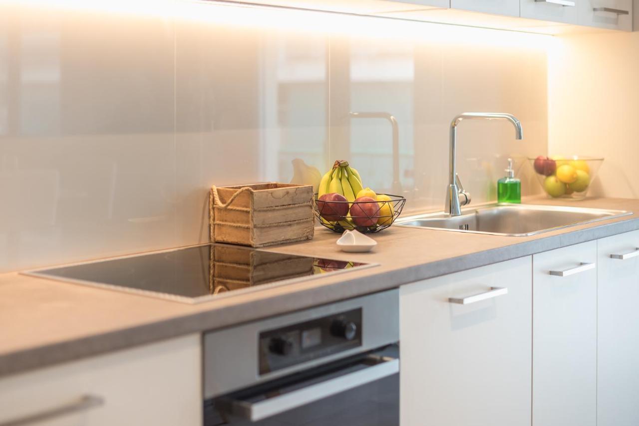 Stylish 2Bdr Apt By Acropolis Афины Экстерьер фото