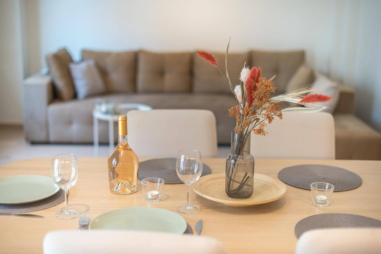 Stylish 2Bdr Apt By Acropolis Афины Экстерьер фото